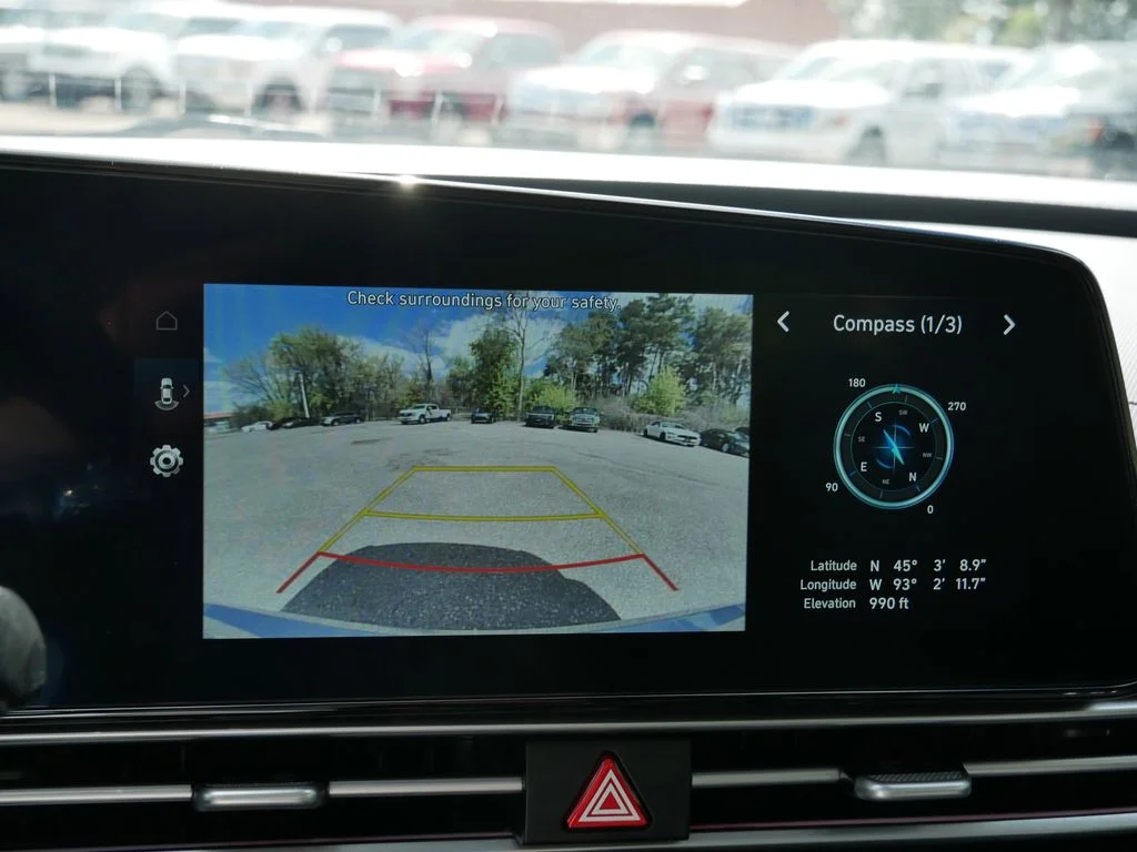 Certified Used 2025  Hyundai SEL Convenience image 27