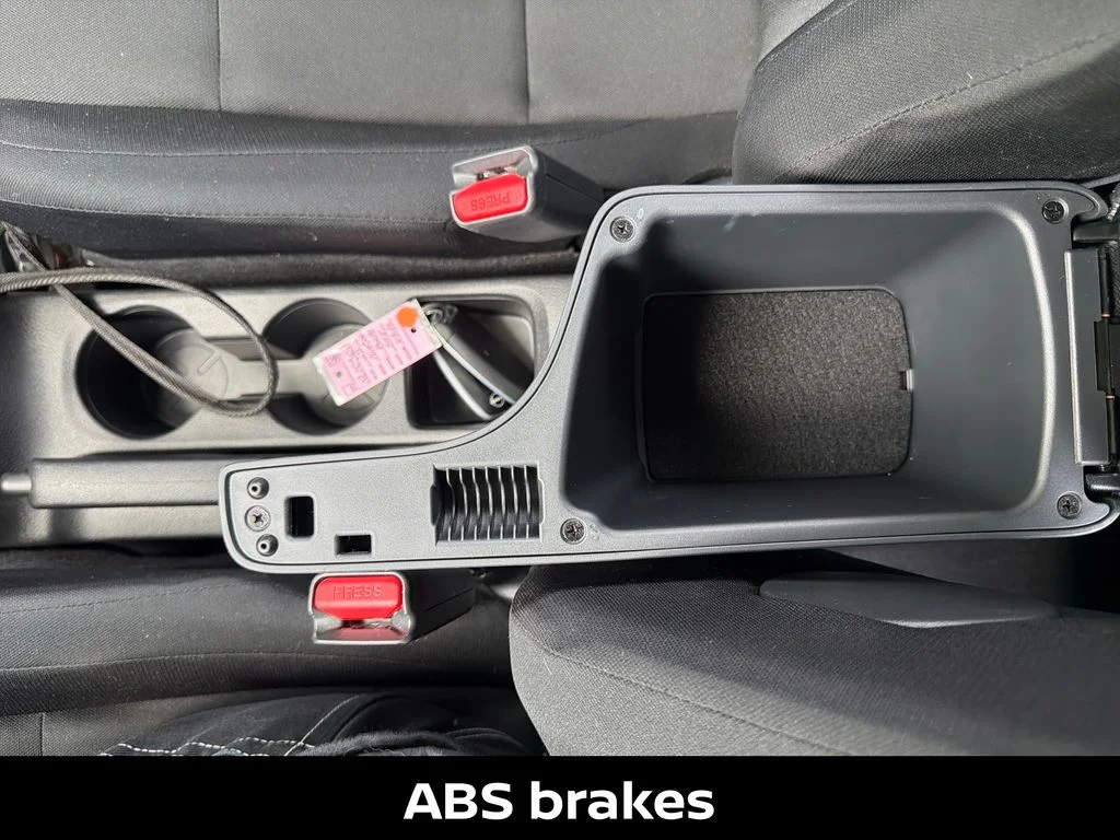 2025 Nissan KICKS PLAY Base - Photo 27