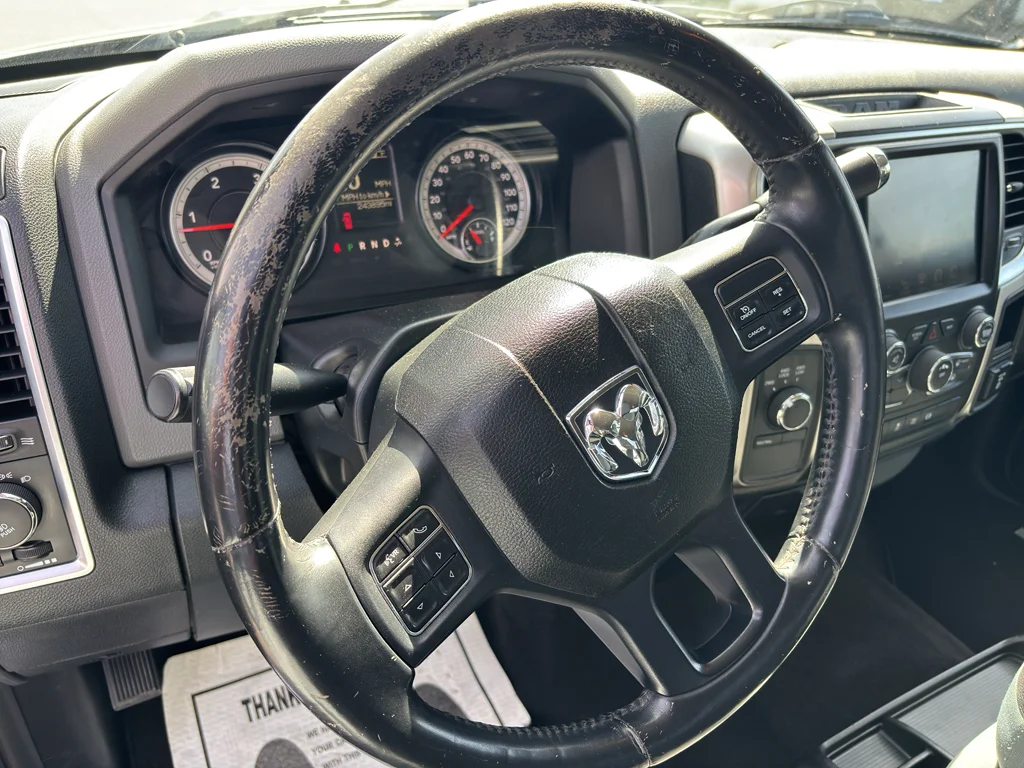 Used 2016 Brilliant Black Crystal Pearlcoat Ram Big Horn image 10