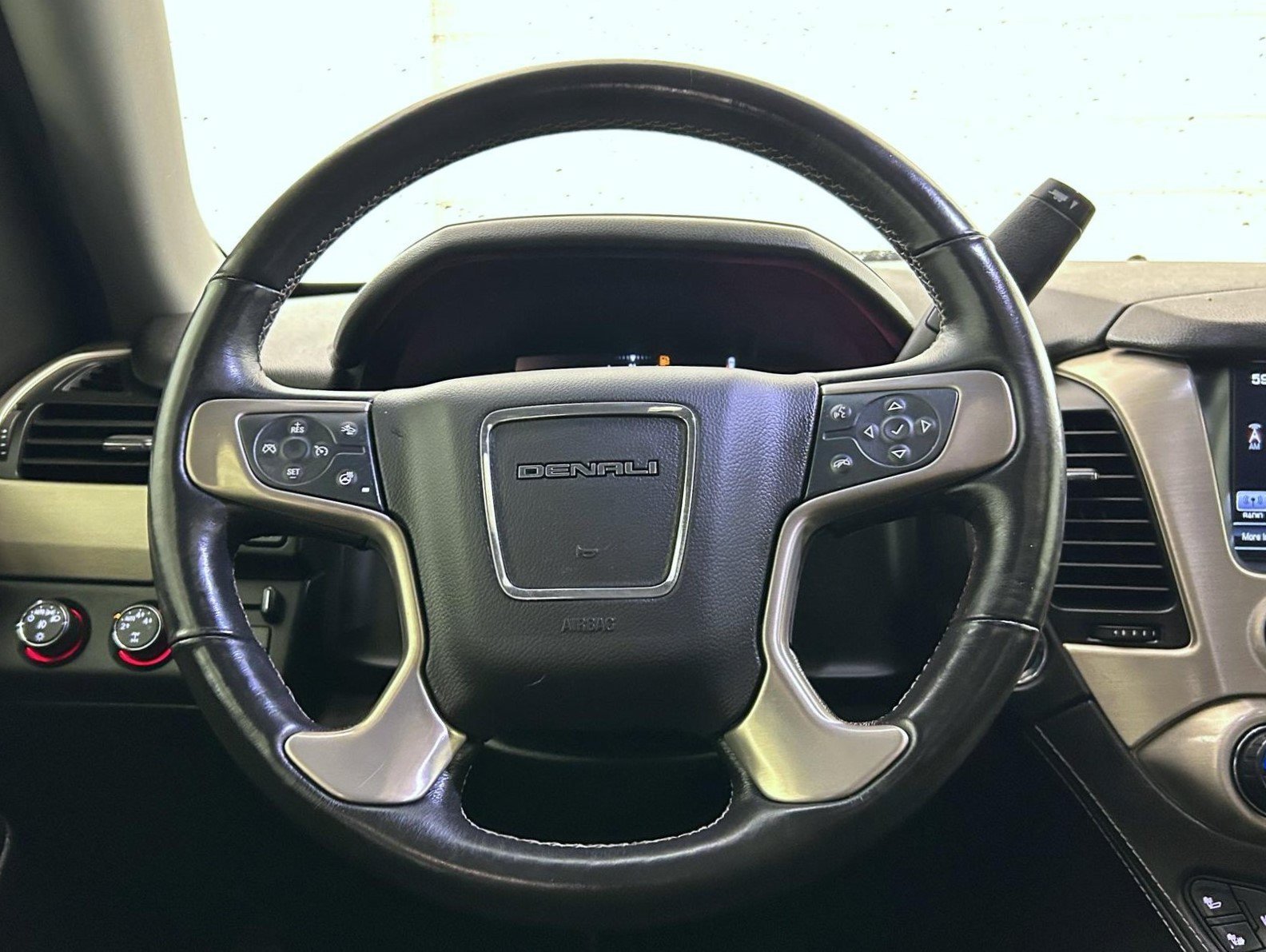 Used 2016 Silver GMC Denali image 12