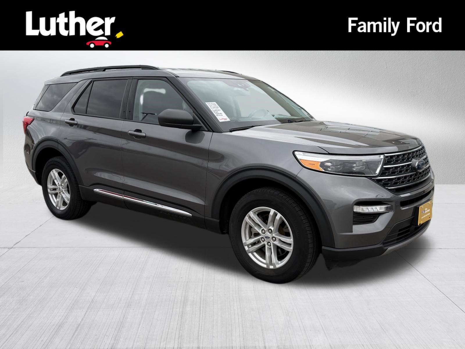 2023 Ford Explorer XLT 4WD's photo