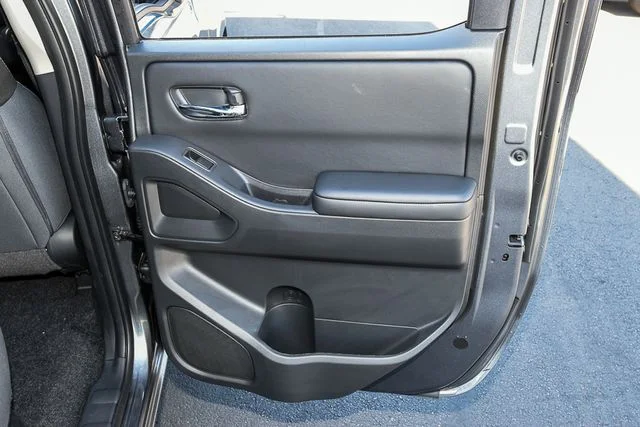 New 2026 Glacier White Nissan SV image 25
