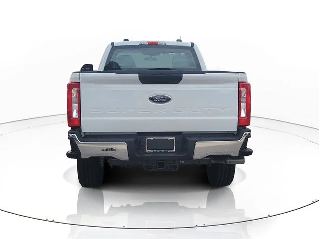 New 2026 Oxford White Ford XL image 6