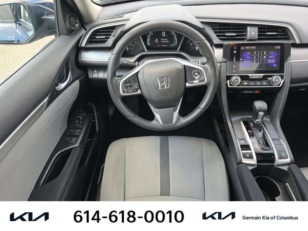 Used 2017  Honda EX image 17