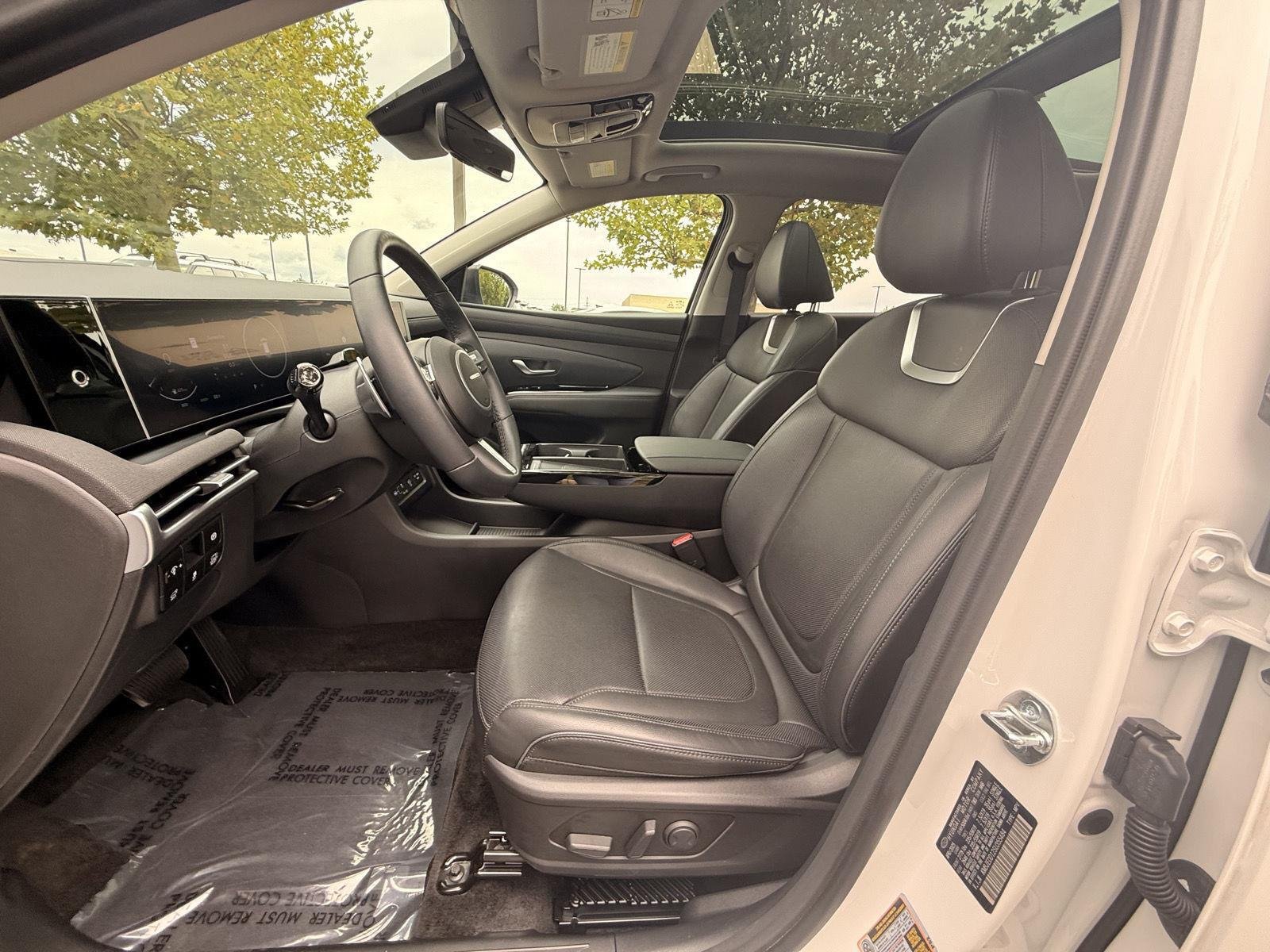 2025 Hyundai Tucson Limited - Photo 14