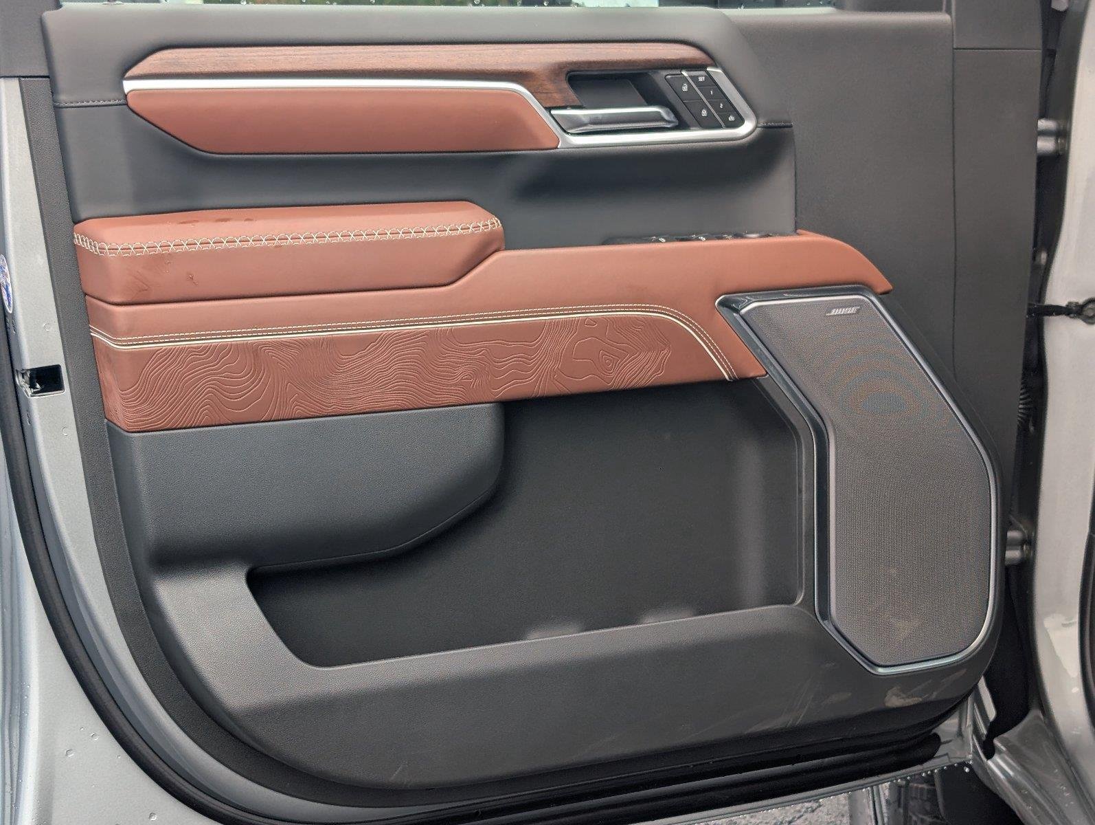 2026 GMC Sierra 2500HD Denali Ultimate - Photo 13