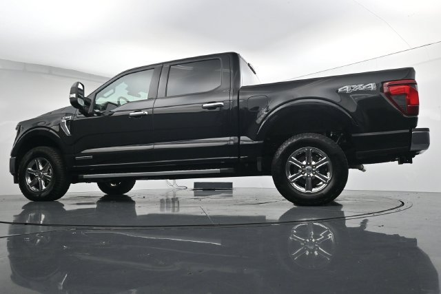 Certified Used 2025 Black Ford XLT image 27