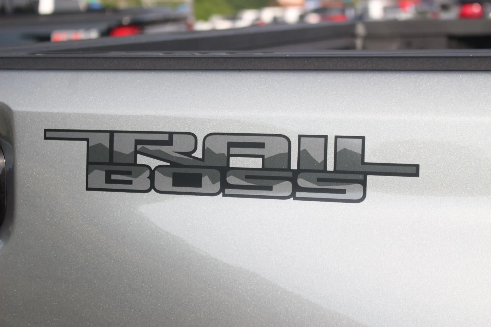 Used 2025 Sterling Gray Metallic Chevrolet LT image 13