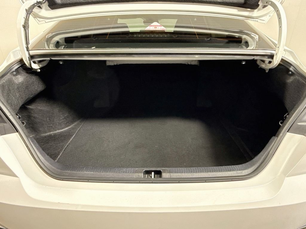Used 2025 Ice Cap Toyota SE image 23
