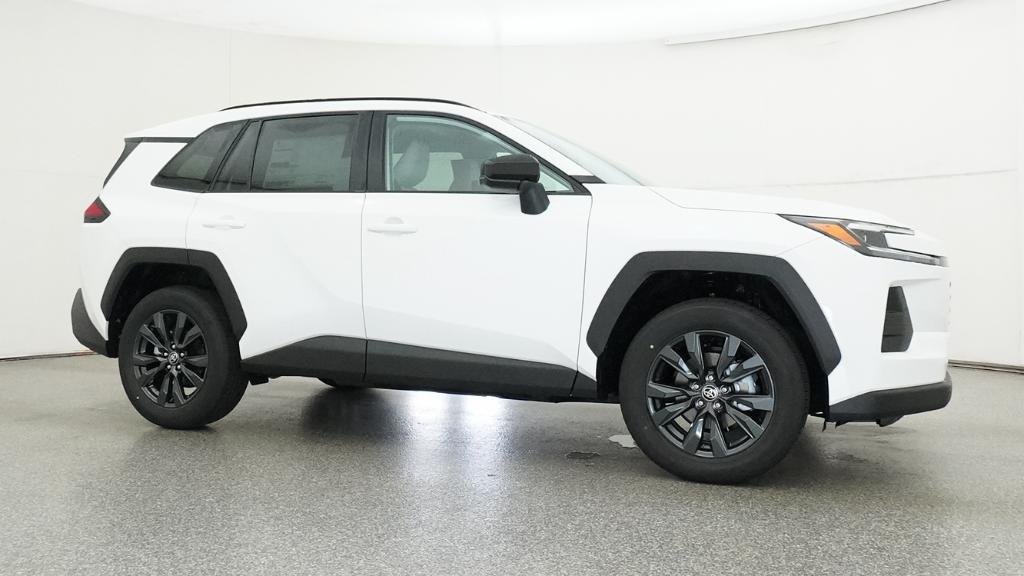 New 2026 Ice Cap Toyota XLE Premium image 24