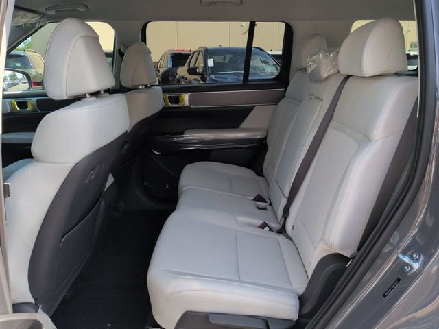 New 2027 Gray Hyundai SE FWD image 35