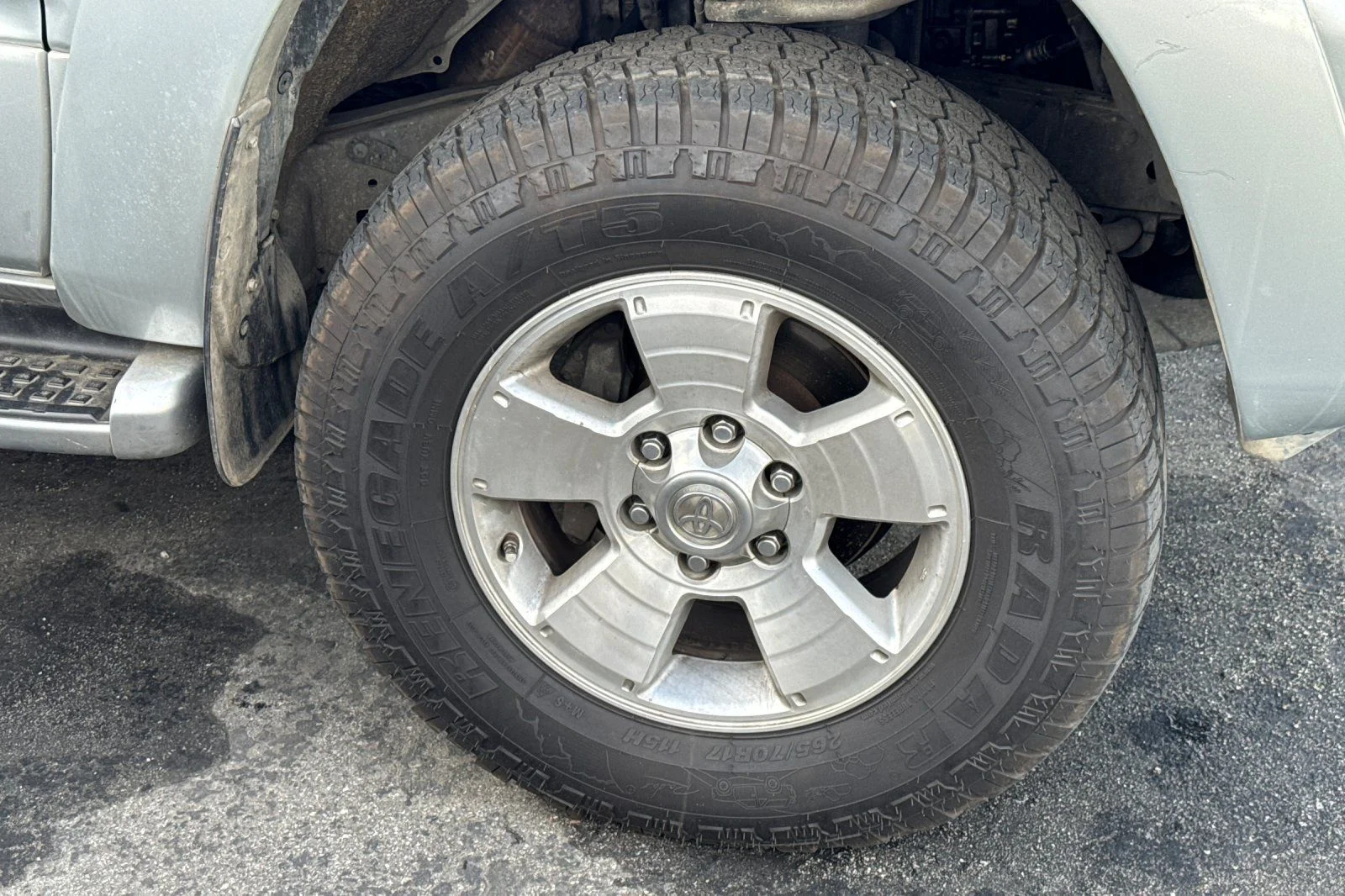 Used 2004 Silver Toyota Limited image 7