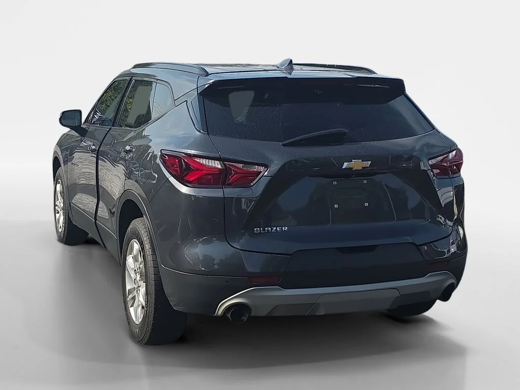 Used 2021 Iron Gray Metallic Chevrolet LT image 6