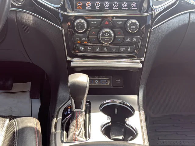 Used 2021 Red Jeep Trailhawk image 33