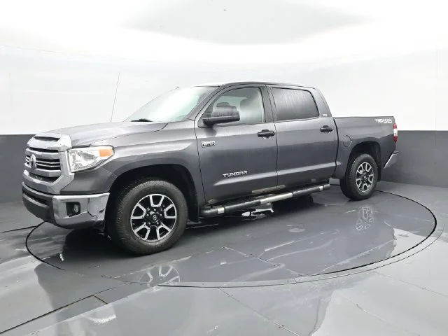 Used 2017 Magnetic Gray Metallic Toyota SR5 image 2