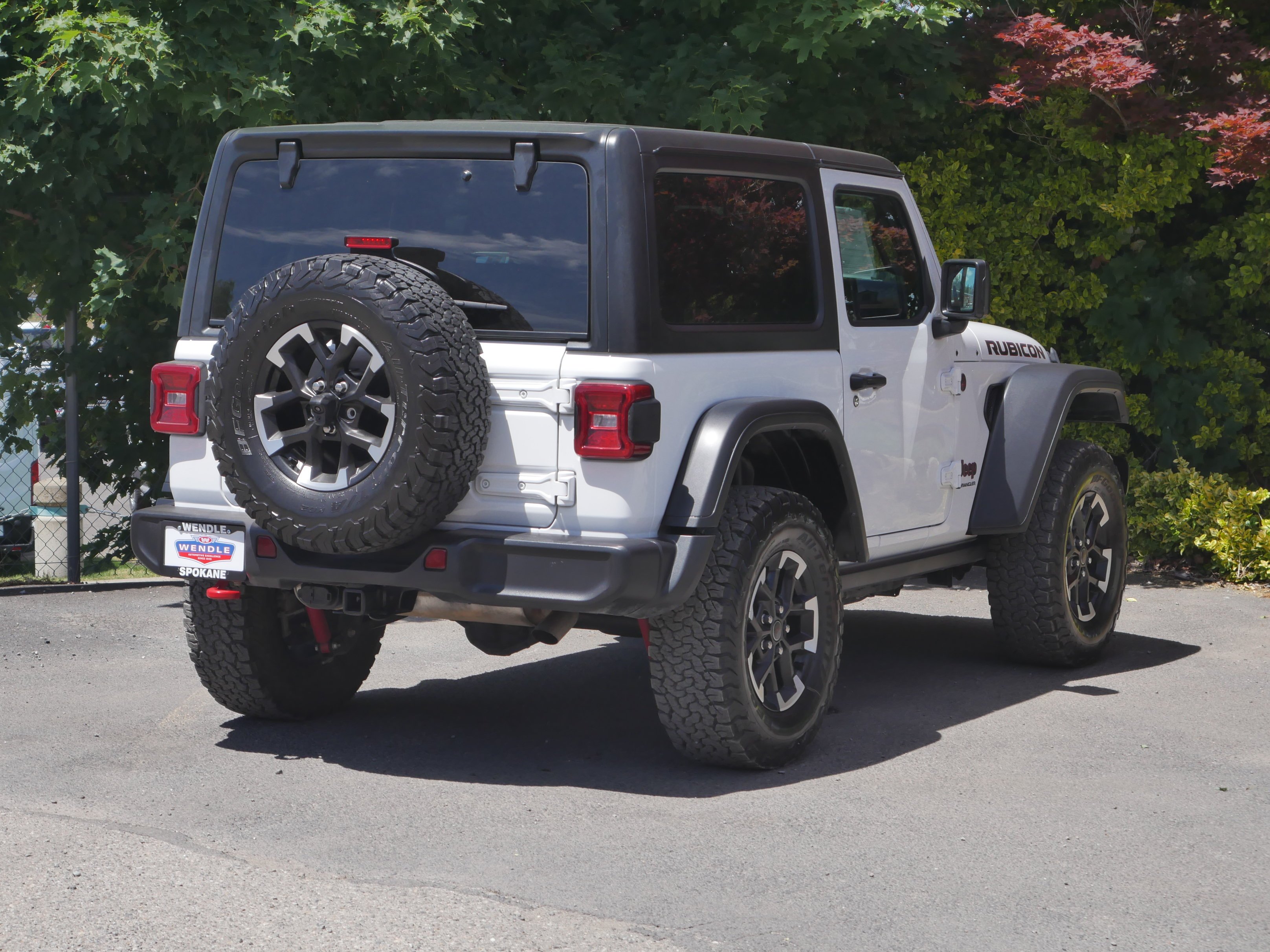 Certified Used 2024 Bright White Clearcoat Jeep Rubicon image 27