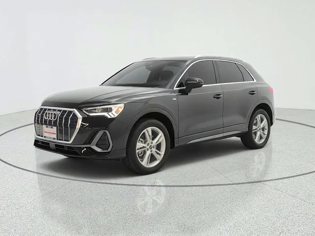 2024 Audi Q3 S line Premium