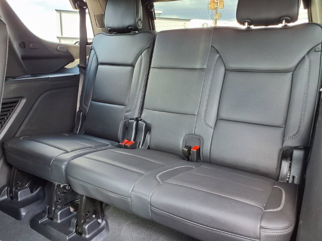Used 2025 Black GMC Denali image 17