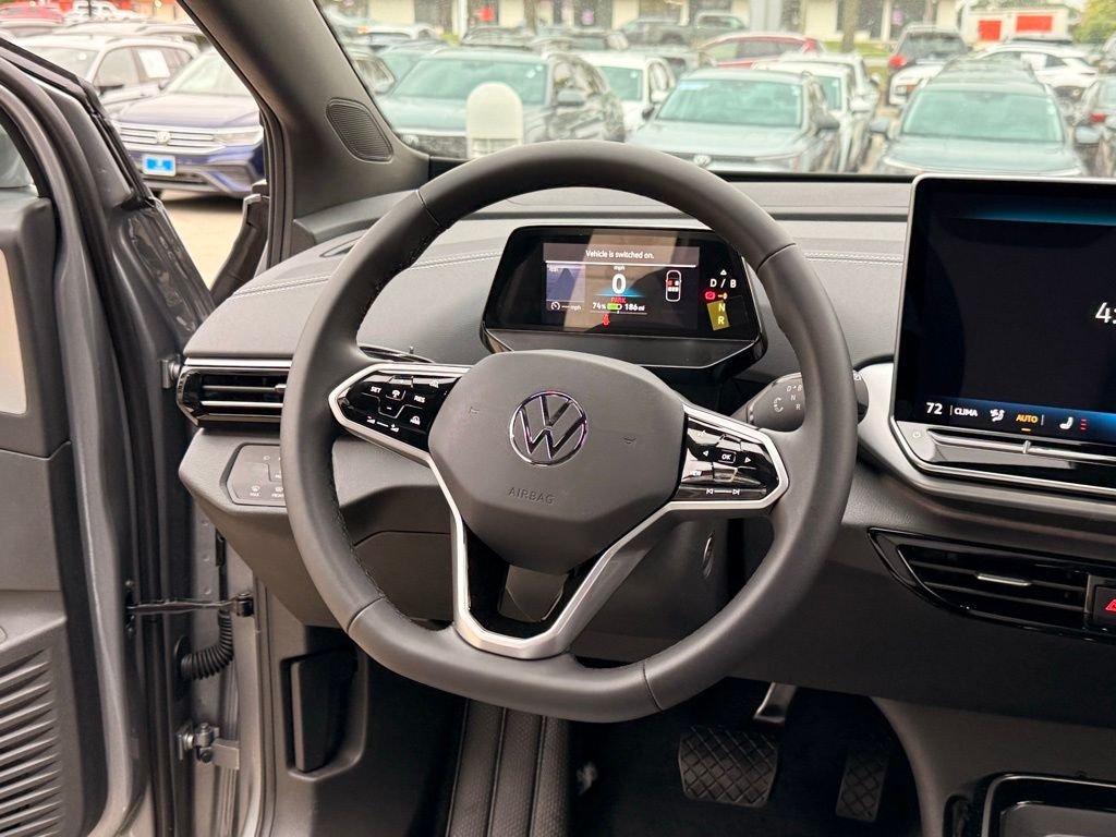 New 2025 Silver Mist Metallic Volkswagen Pro image 15