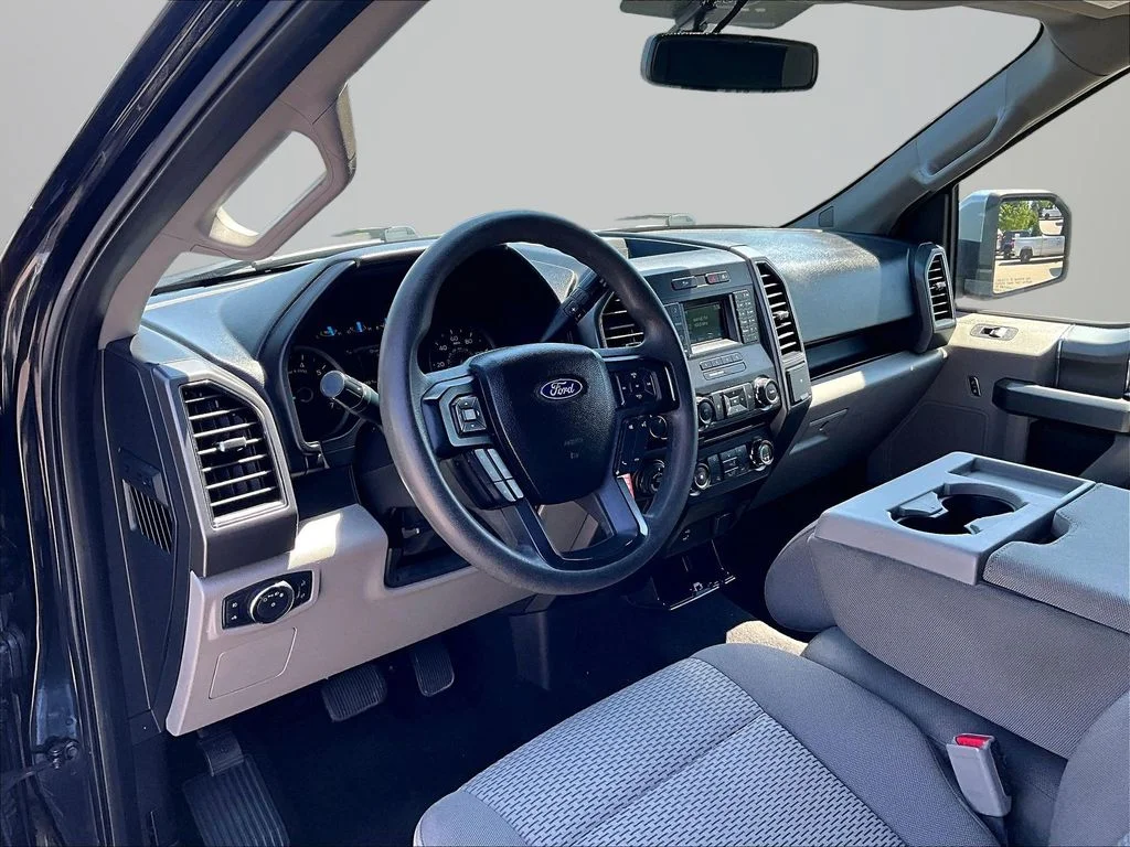 Used 2017 Black Ford XLT image 15