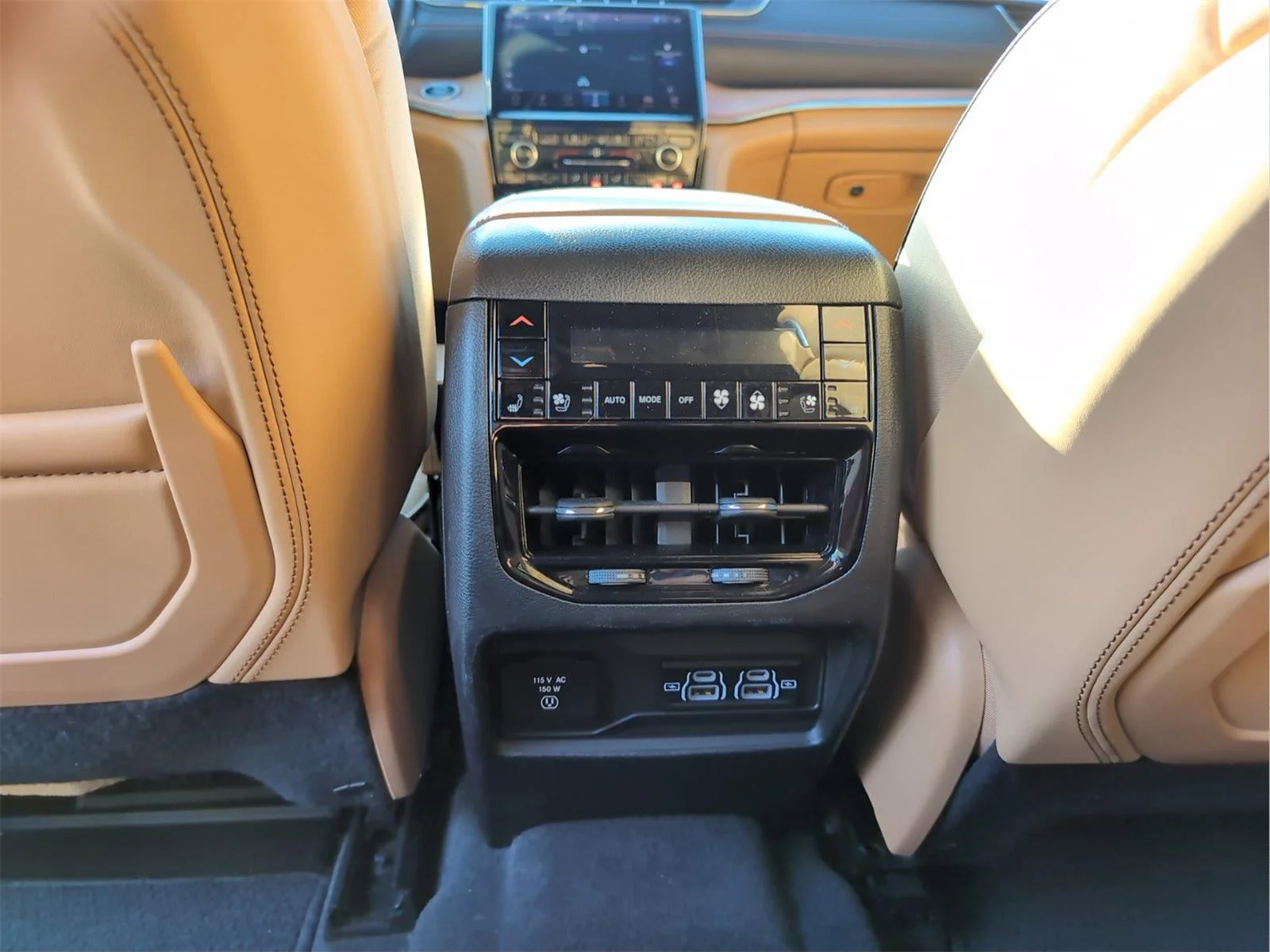 Used 2021 Diamond Black Crystal Pearlcoat Jeep Summit Reserve image 30