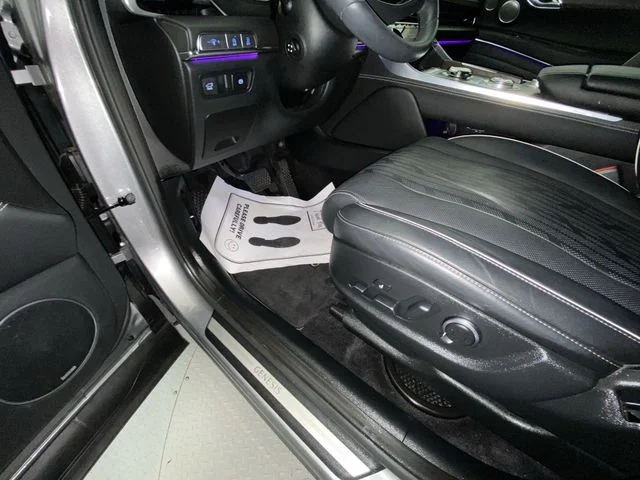 Used 2024 Silver Genesis 3.5T Advanced image 12