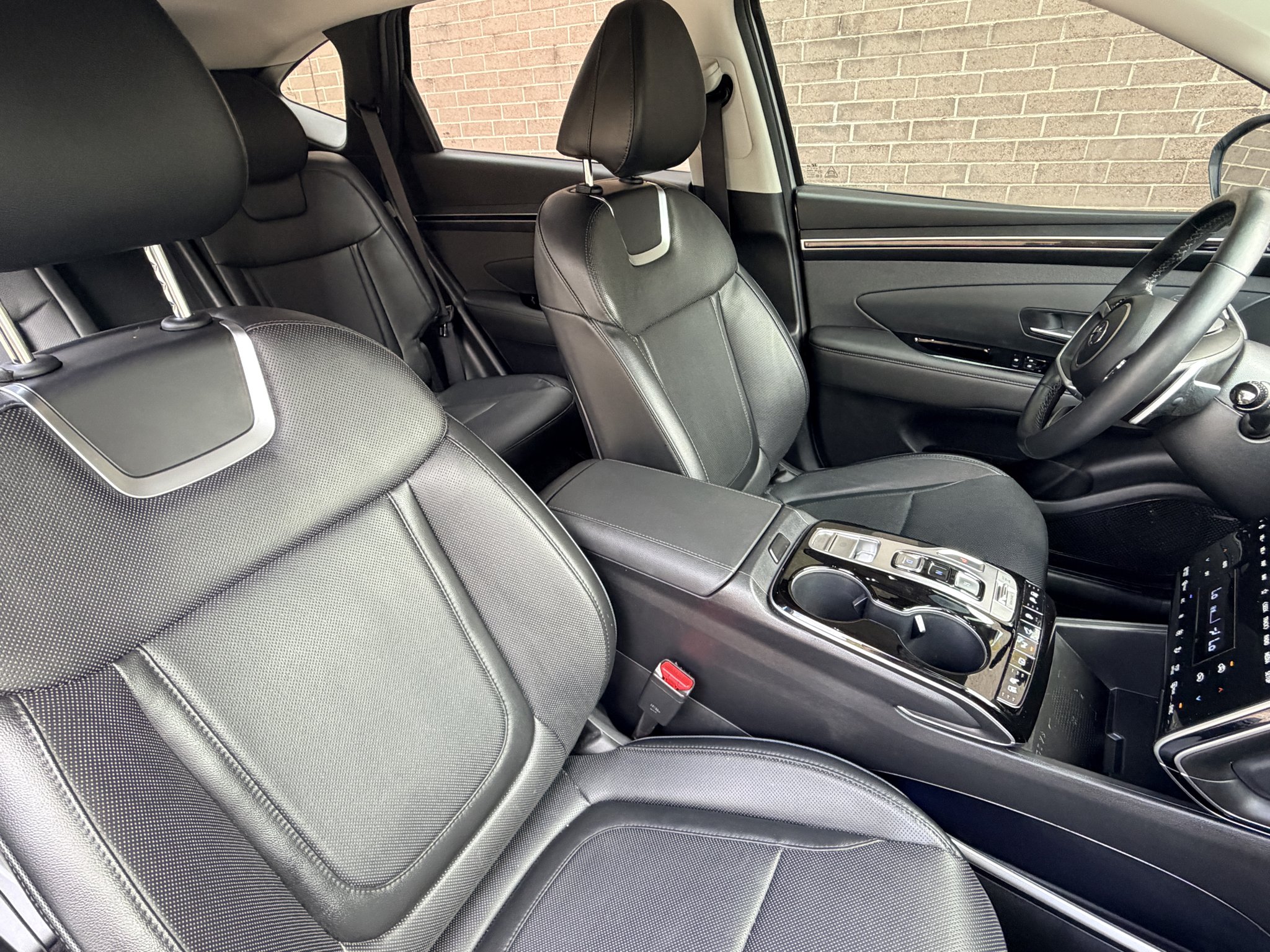 Used 2024 Shimmering Silver Hyundai Limited image 25