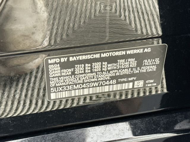 Certified Used 2025 Black Sapphire Metallic BMW M60i image 34