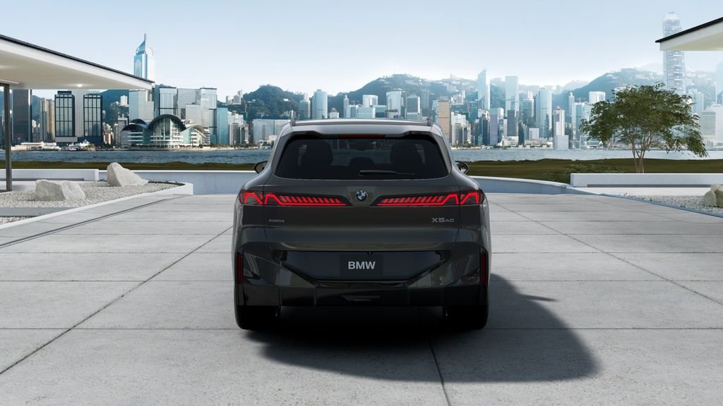New 2027 Dravit Grey Metallic BMW  image 5