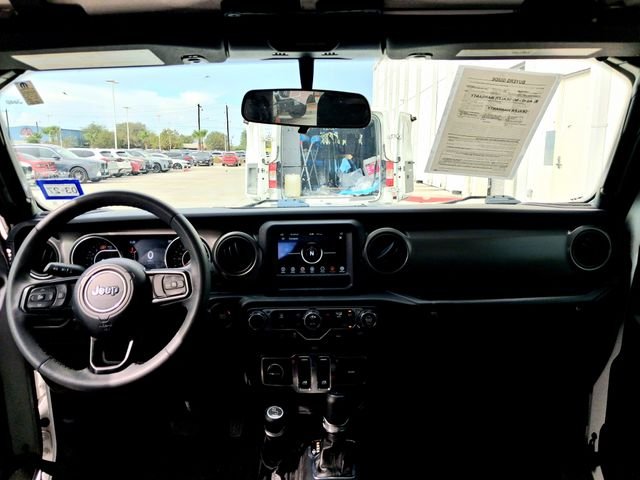 Used 2023 White Jeep Sport S image 12