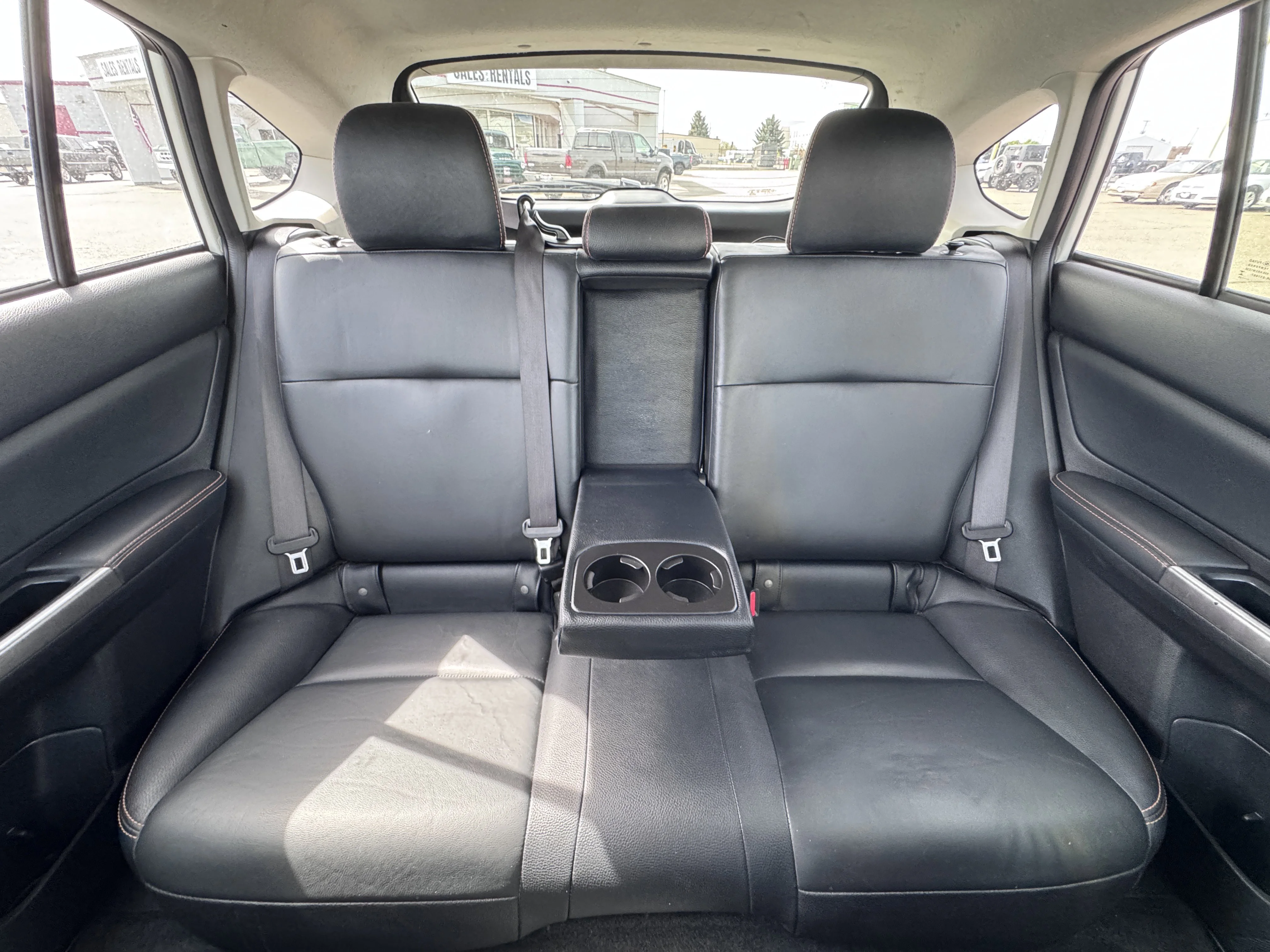 Used 2017 Crystal White Pearl Subaru Limited image 39