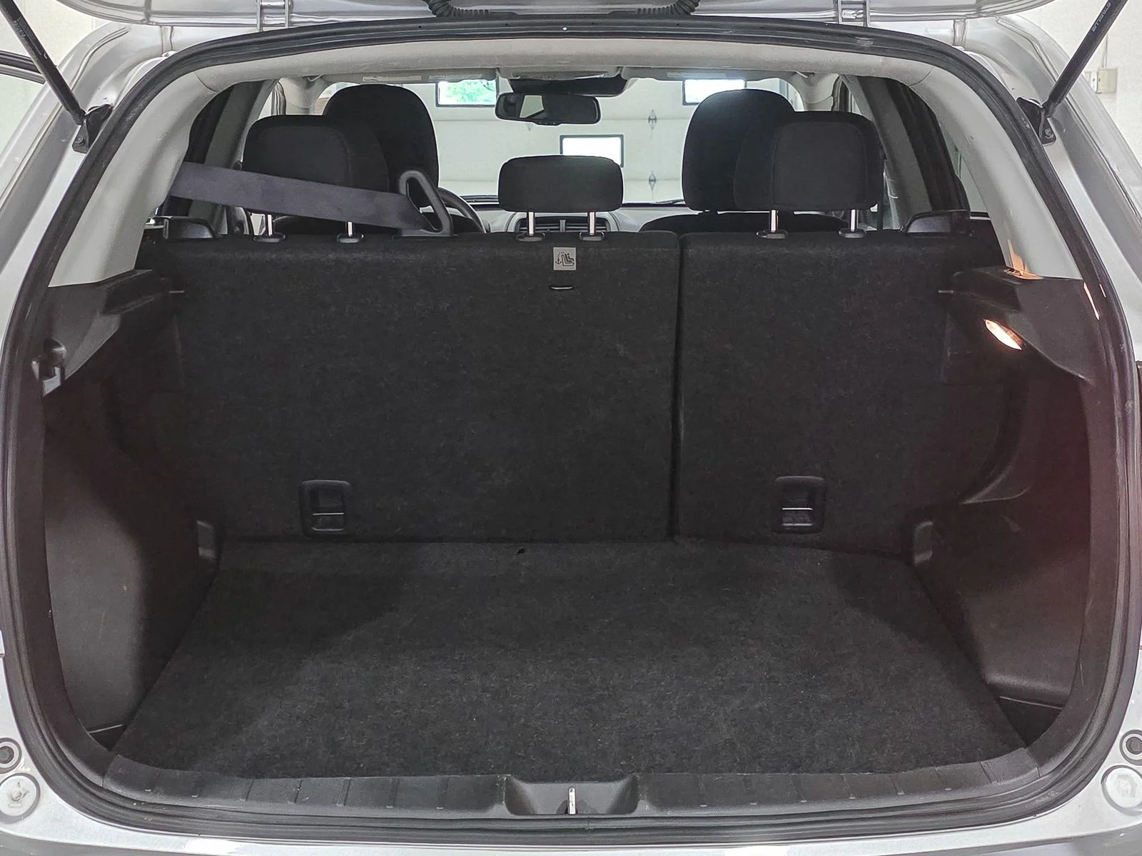 Used 2024  Mitsubishi  image 17