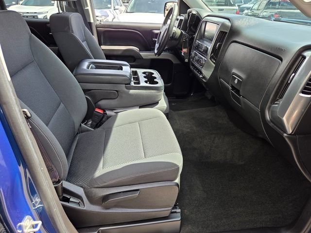 Certified Used 2017 DEEP OCEAN BLUE METALLIC Chevrolet LT image 15