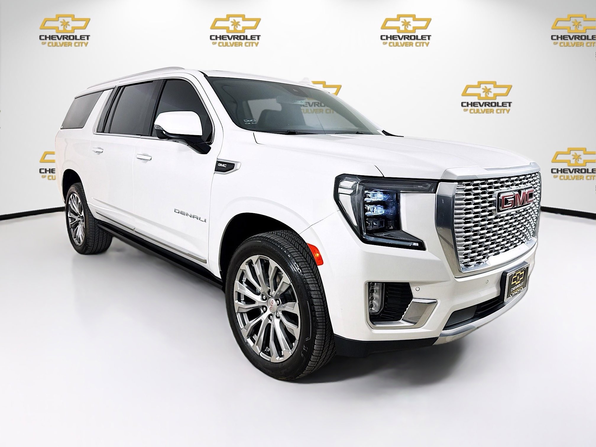 2024 GMC Yukon Denali 2WD's photo