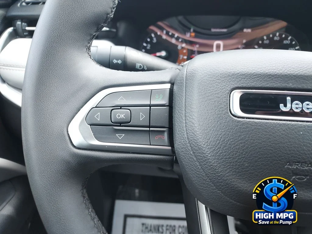 Used 2025 Blue Jeep Limited image 18