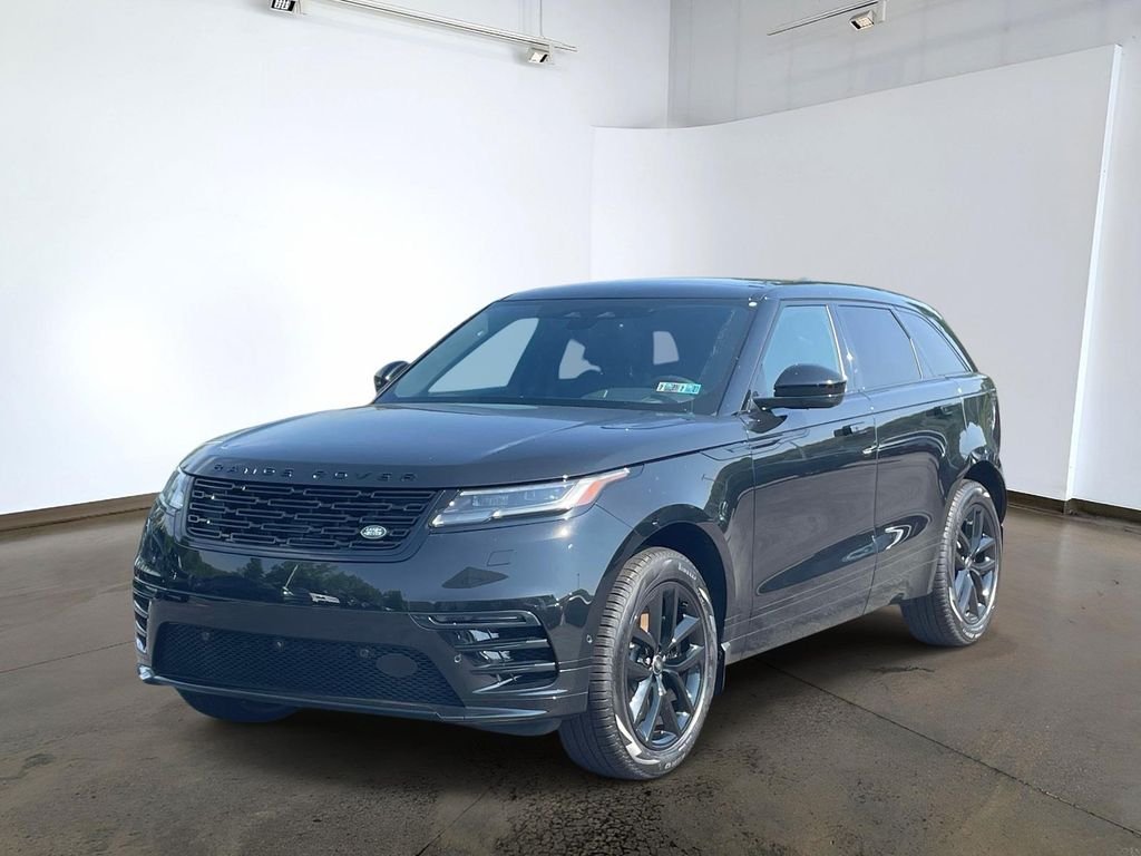 New 2026 Santorini Black Land Rover Dynamic SE image 1