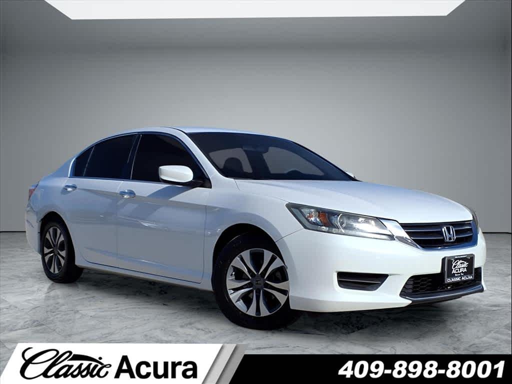 Used 2015 Honda Accord LX with VIN 1HGCR2F34FA167255 for sale in Beaumont, TX