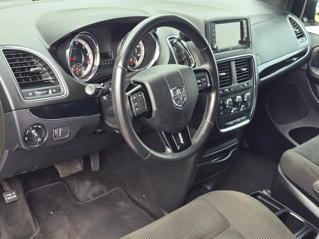 Used 2020 Silver Dodge SE Plus image 14