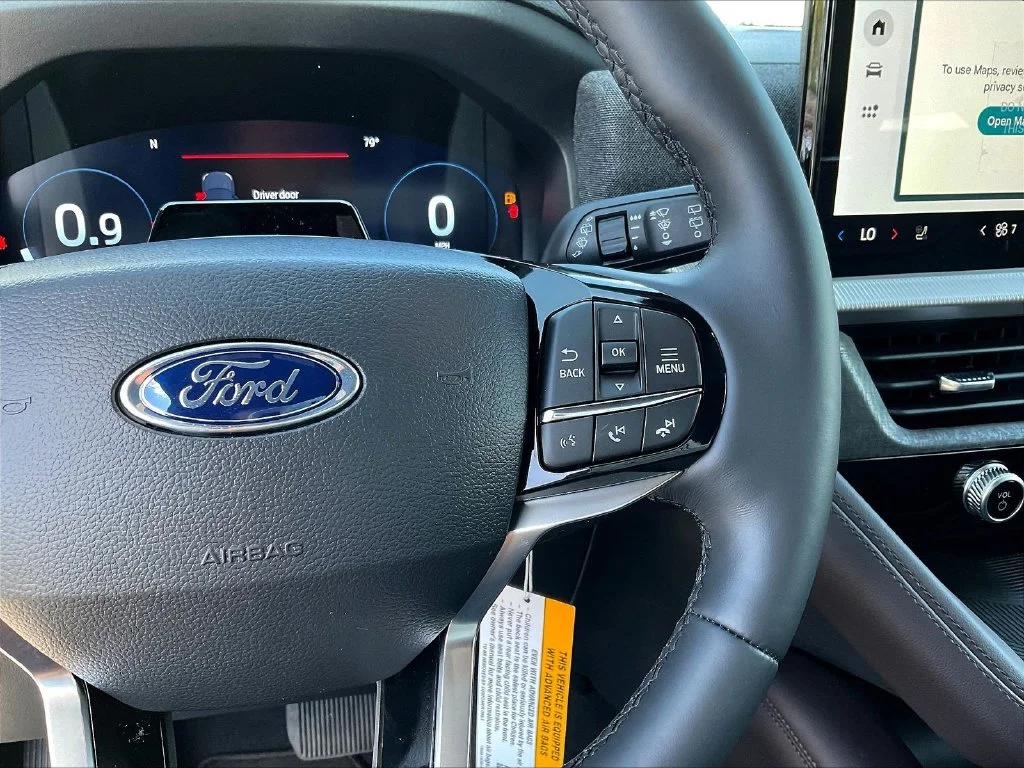 New 2026 Star White Metallic Tri-Coat Ford Platinum™ image 20
