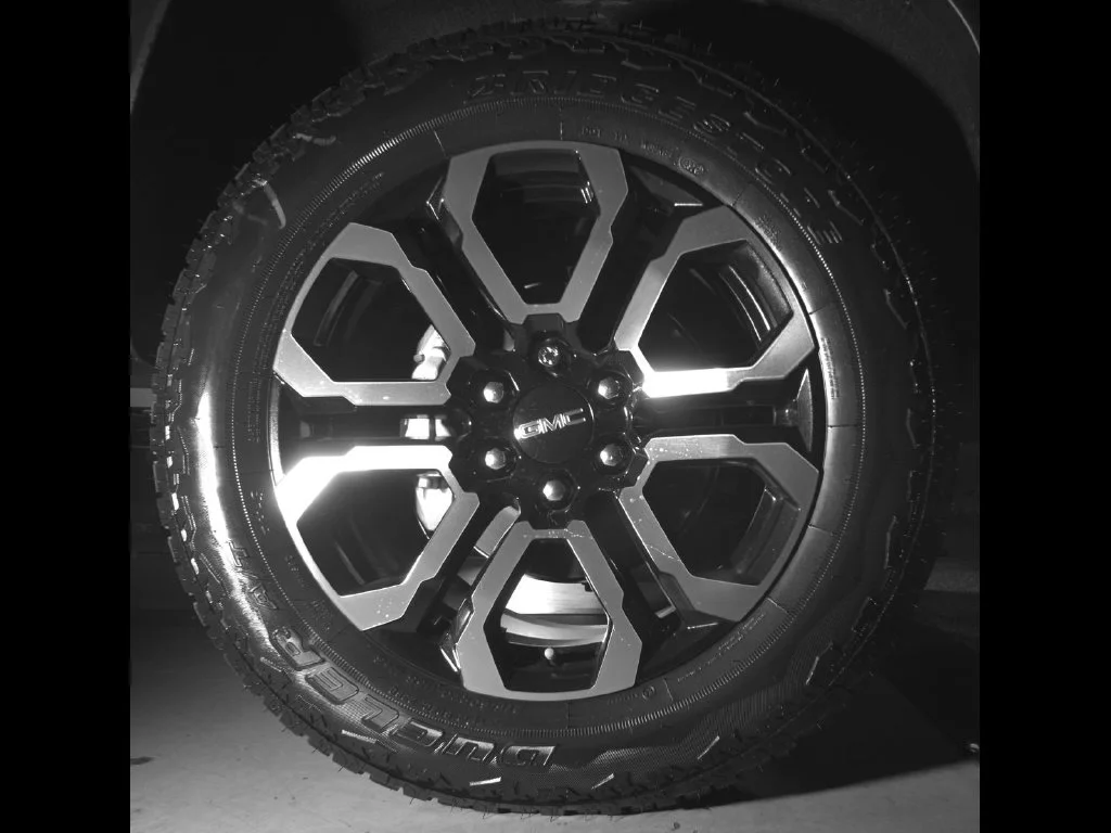 New 2026 White GMC AT4 image 10