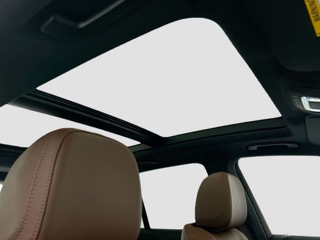 New 2026 MANUFAKTUR Alpine Grey Mercedes-Benz GLE 450 image 17