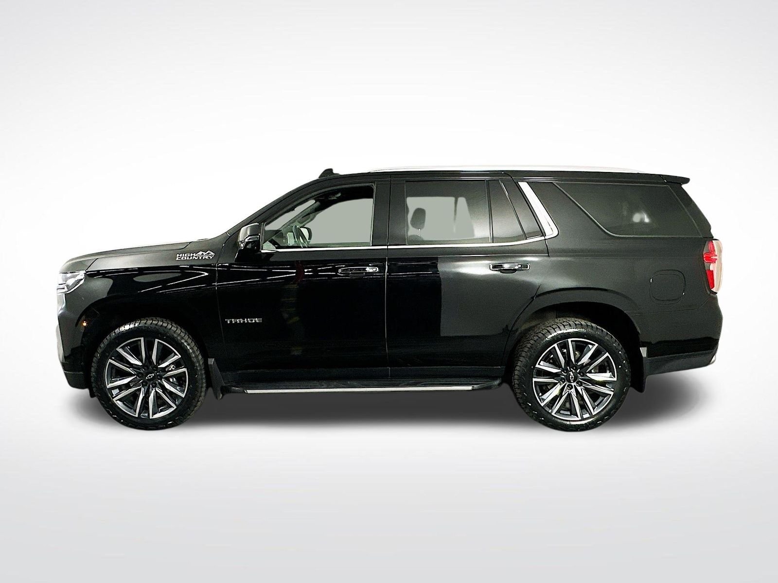 Used 2021 Black Chevrolet High Country image 5