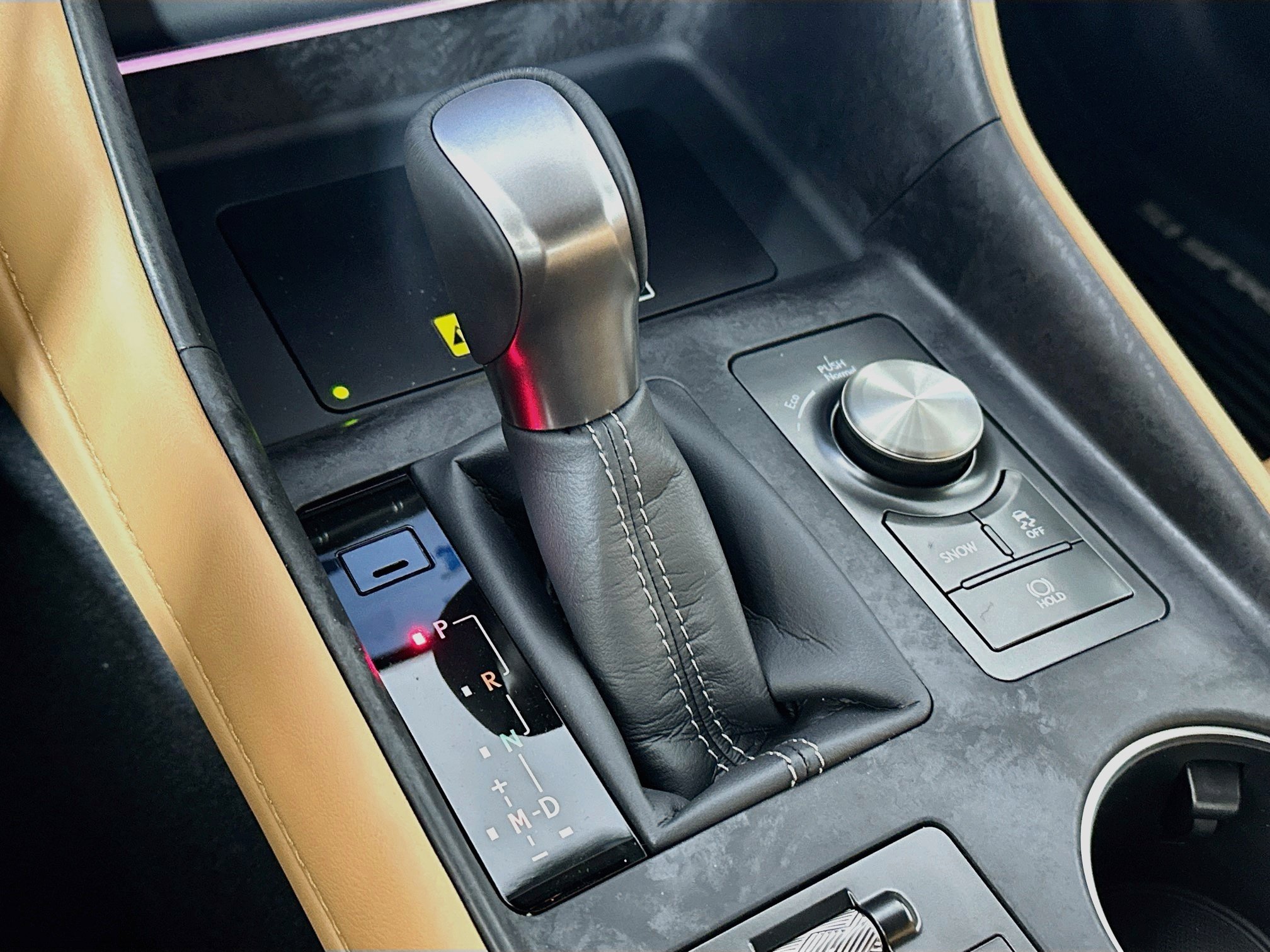 2026 Lexus IS 350 F SPORT DESIGN - Photo 16