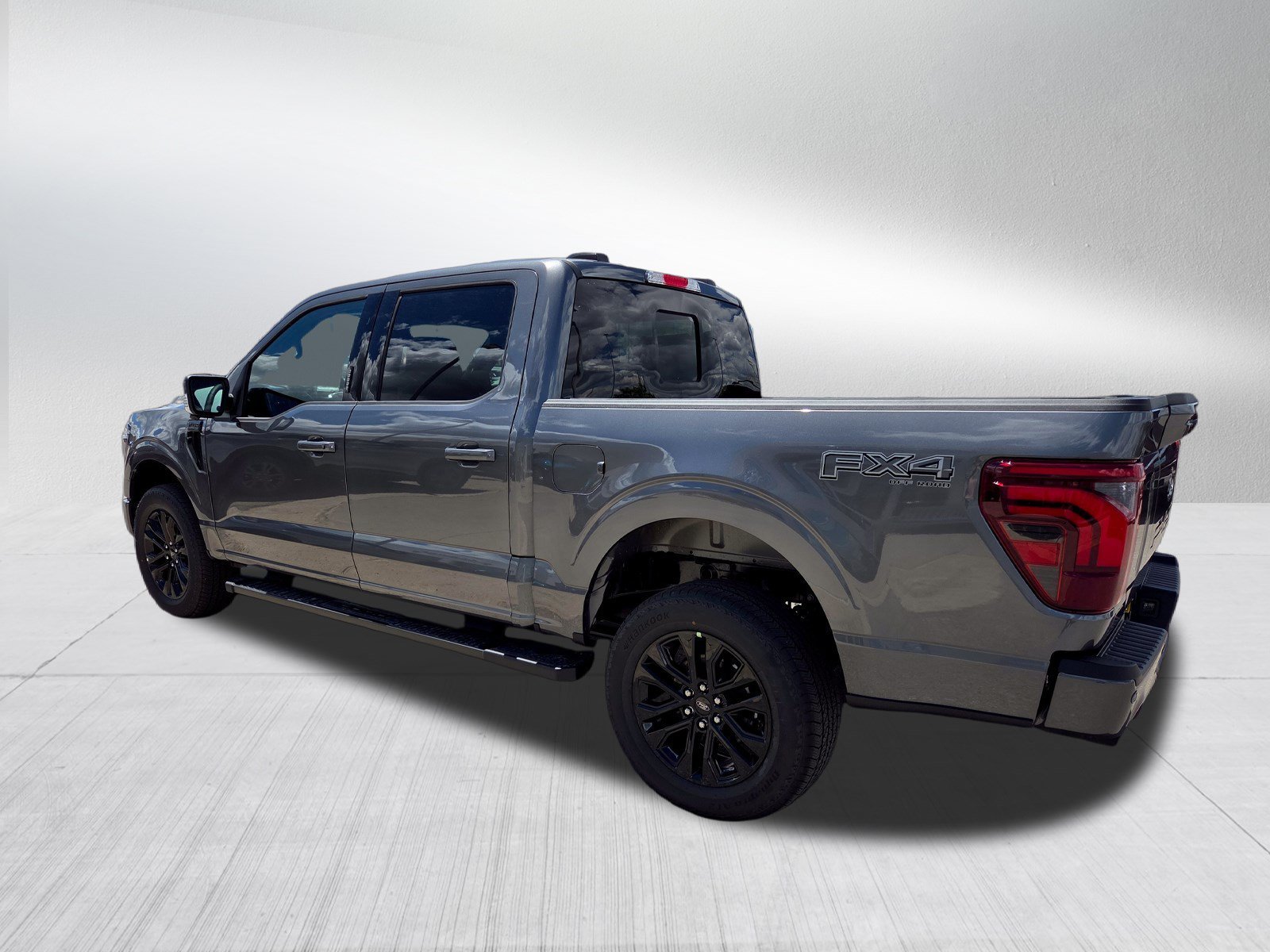 New 2026 Carbonized Gray Metallic Ford LARIAT image 3