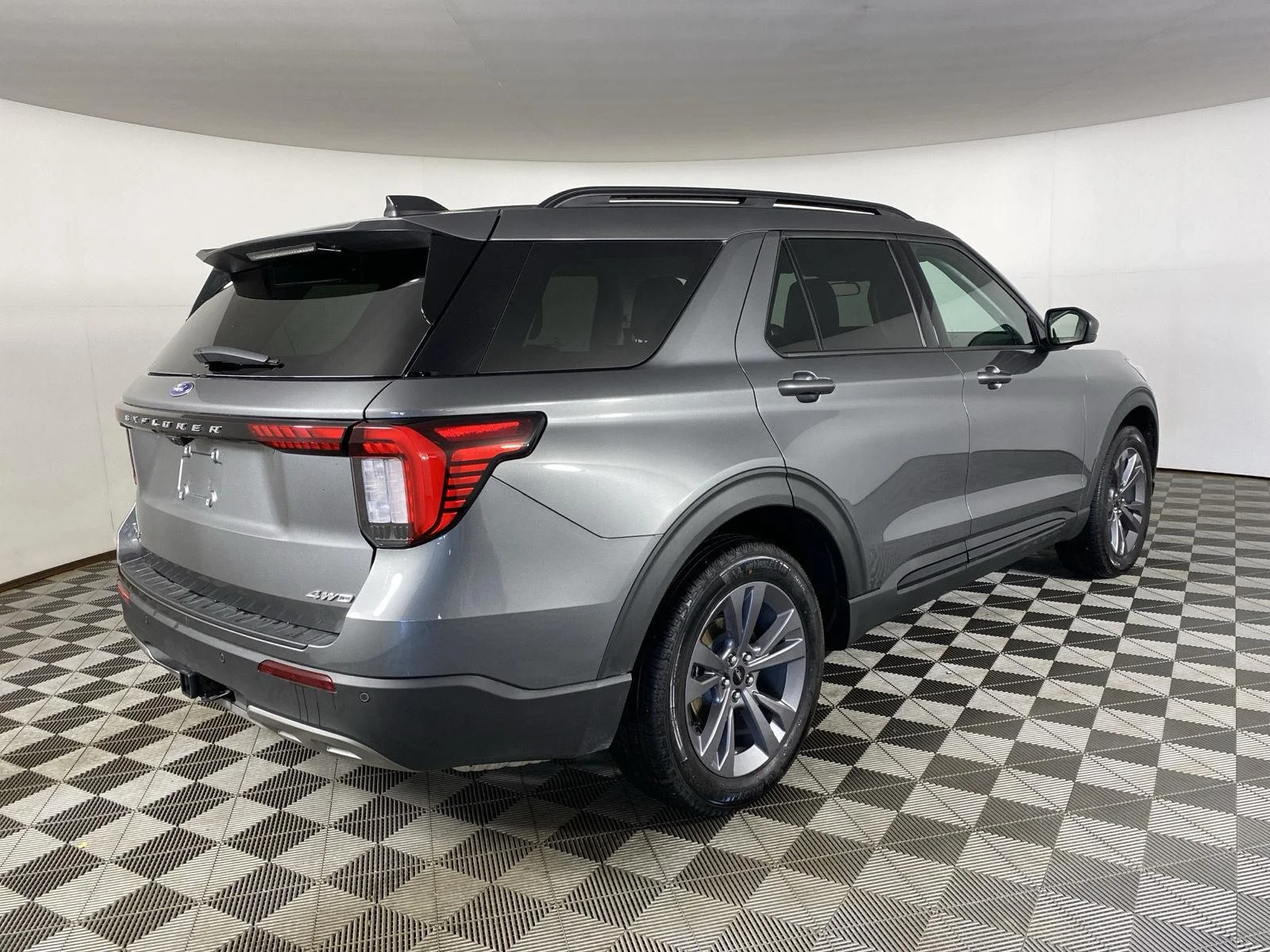 New 2026 Carbonized Gray Metallic Ford Active image 7