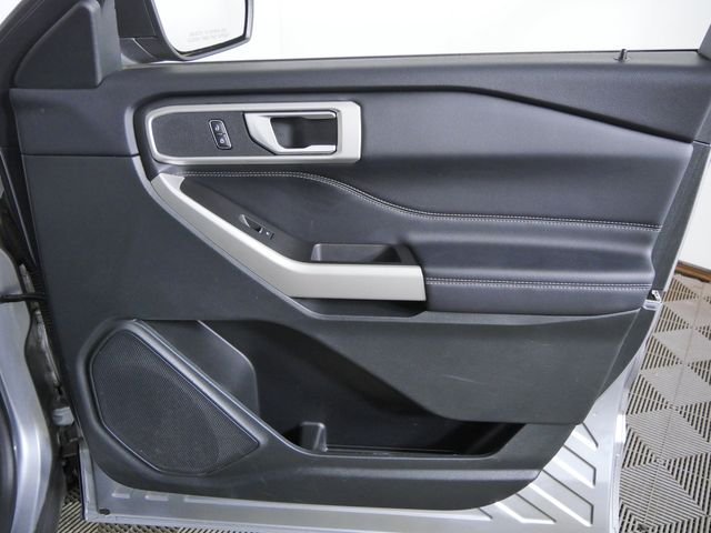 Certified Used 2024 Silver Ford XLT image 9