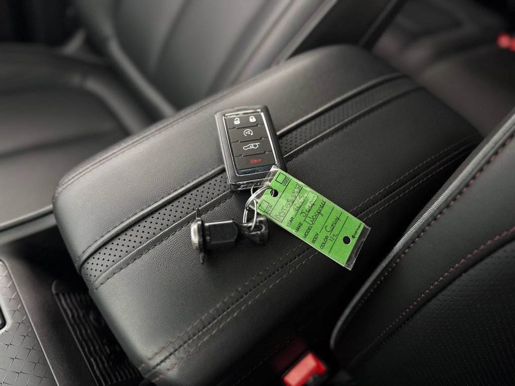 Used 2025 Gray Jeep Limited image 24