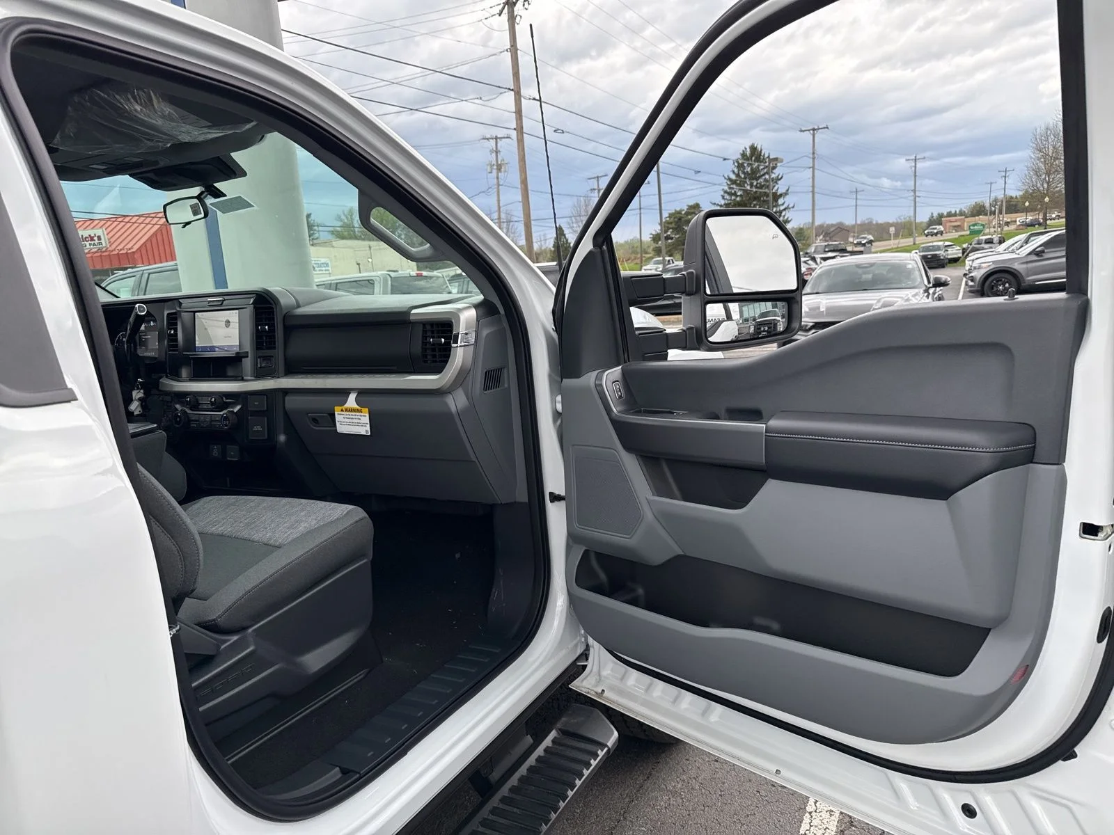 2025 Ford F-250 Super Duty XLT - Photo 28