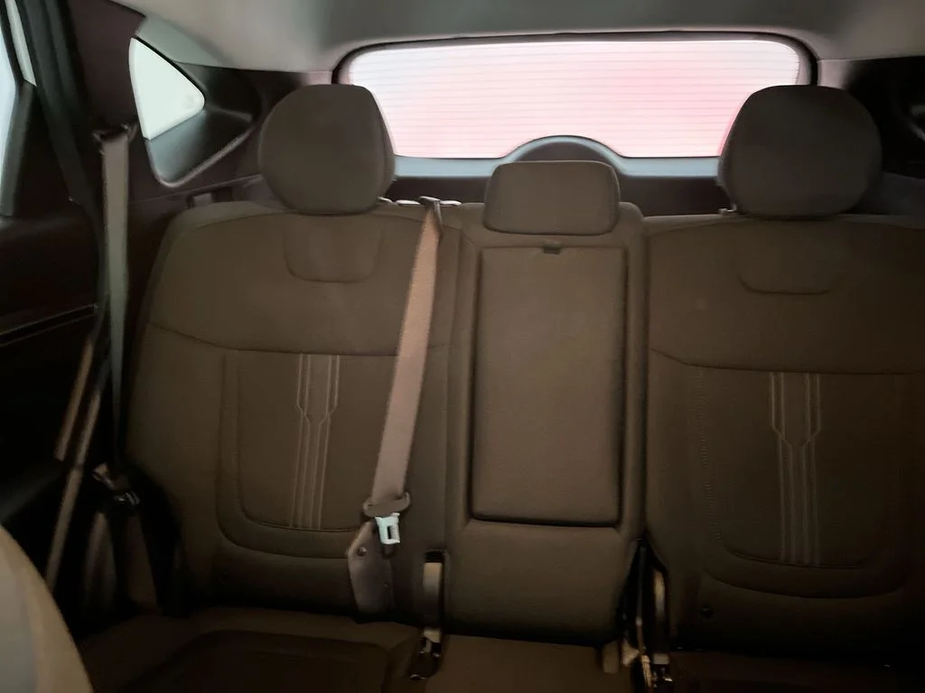 Used 2023 White Hyundai SEL image 21