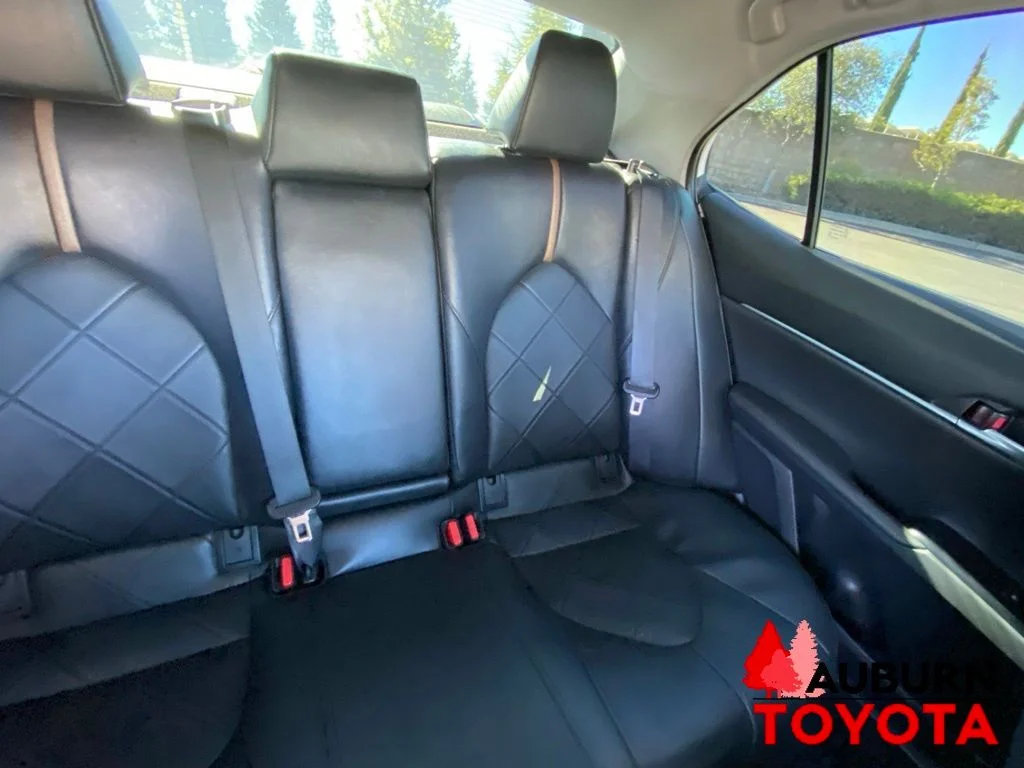 Certified Used 2019 Wind Chill Pearl Toyota XLE image 20